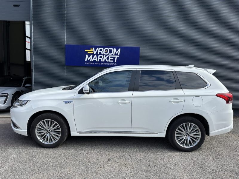 MITSUBISHI OUTLANDER 4WD INTENS CAMERA DE RECUL / SIEGES CHAUFFANTS 