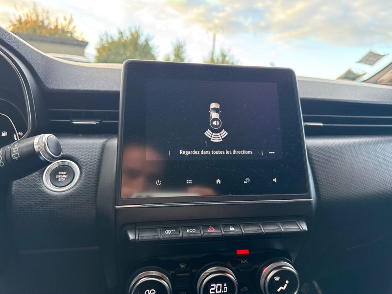 RENAULT CLIO 1.0 TCE 100CH INTENS 