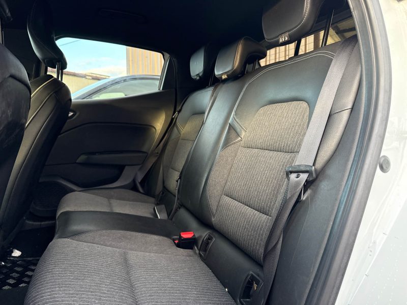 RENAULT CLIO 1.0 TCE 100CH INTENS 