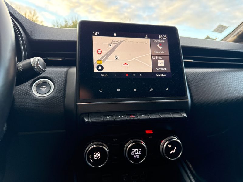 RENAULT CLIO 1.0 TCE 100CH INTENS 