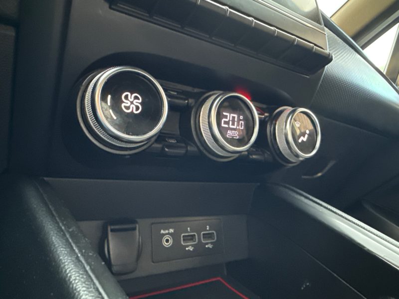 RENAULT CLIO 1.0 TCE 100CH INTENS 