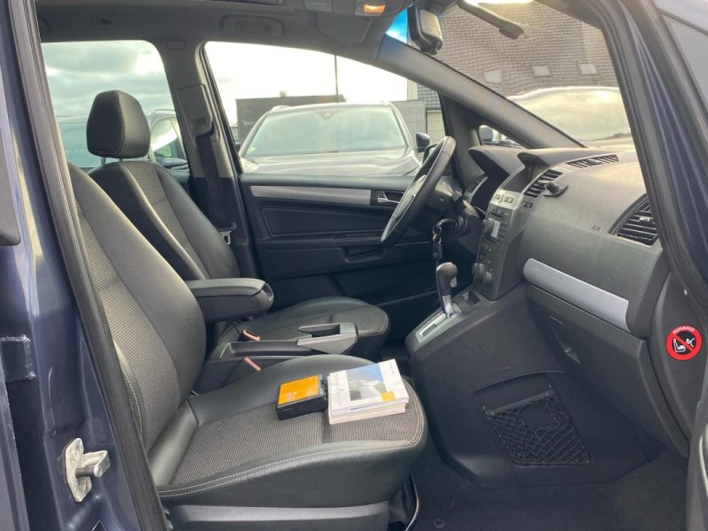 Opel Zafira 1.9 CDTI 150 ch Cosmo Pack 👨‍👩‍👧‍👦 7 places, 🫶 première main, 🌅 toit panoramique 