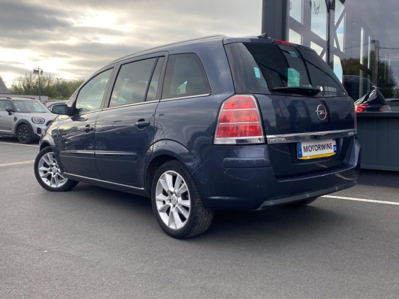 Opel Zafira 1.9 CDTI 150 ch Cosmo Pack 👨‍👩‍👧‍👦 7 places, 🫶 première main, 🌅 toit panoramique 