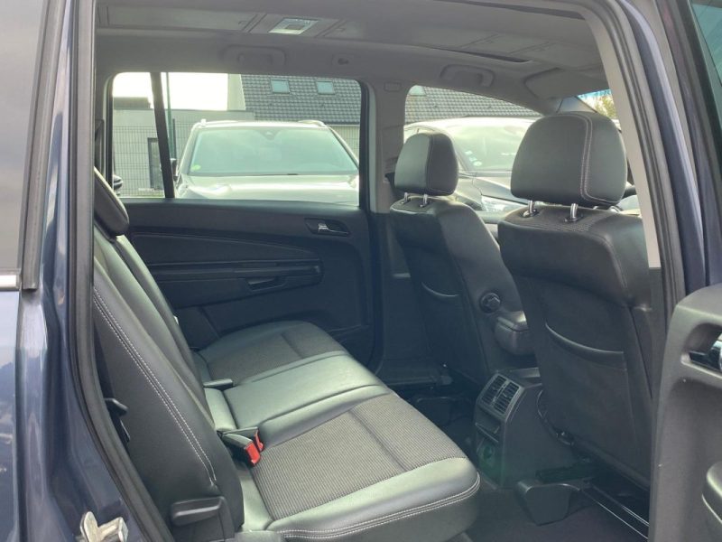 Opel Zafira 1.9 CDTI 150 ch Cosmo Pack 👨‍👩‍👧‍👦 7 places, 🫶 première main, 🌅 toit panoramique 