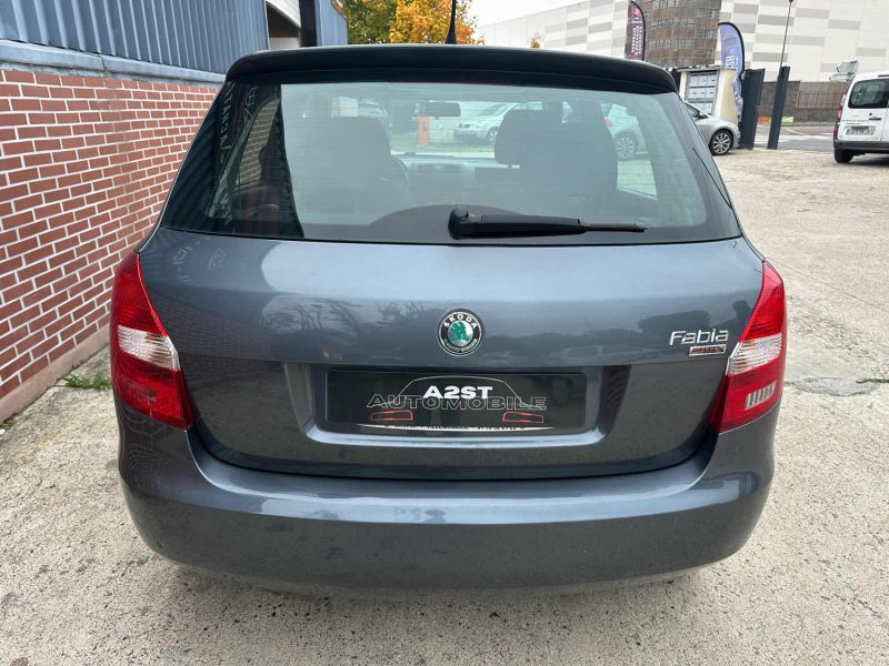 SKODA FABIA 1.2  CLASSIC 2010