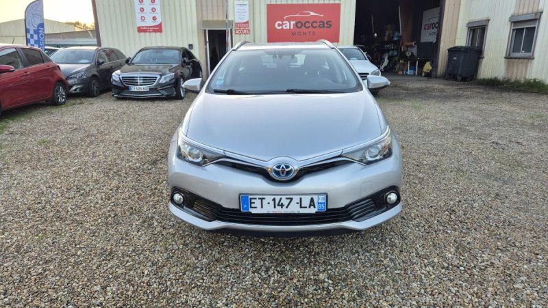 TOYOTA AURIS TOURING SPORT HSD 136H DYNAMIC NAV BUISINESS 2018