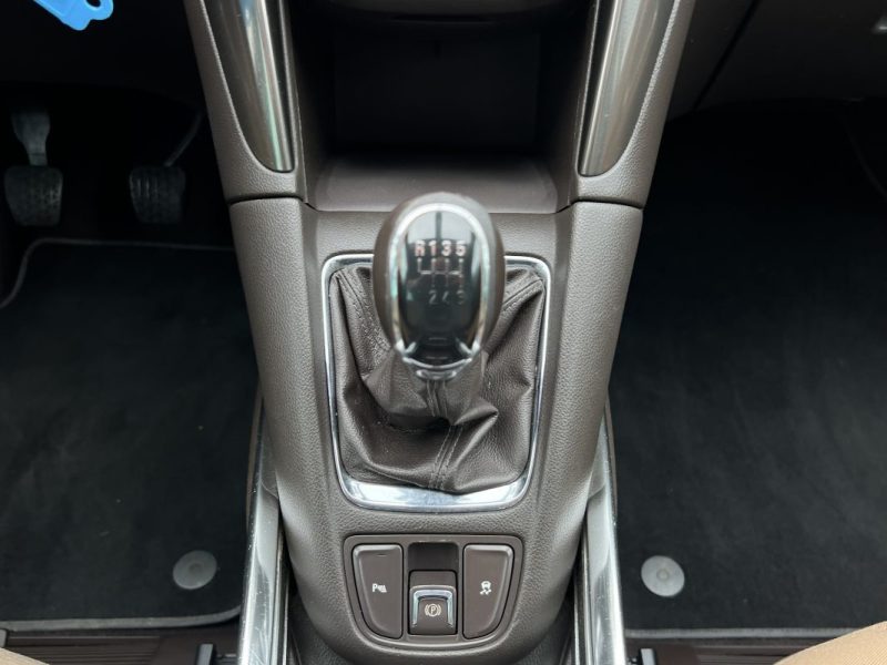 OPEL ZAFIRA TOURER III 2.0 CDTI 130 Cv 7 PLACES / ECRAN GPS TOIT PANORAMIQUE CRIT AIR 2