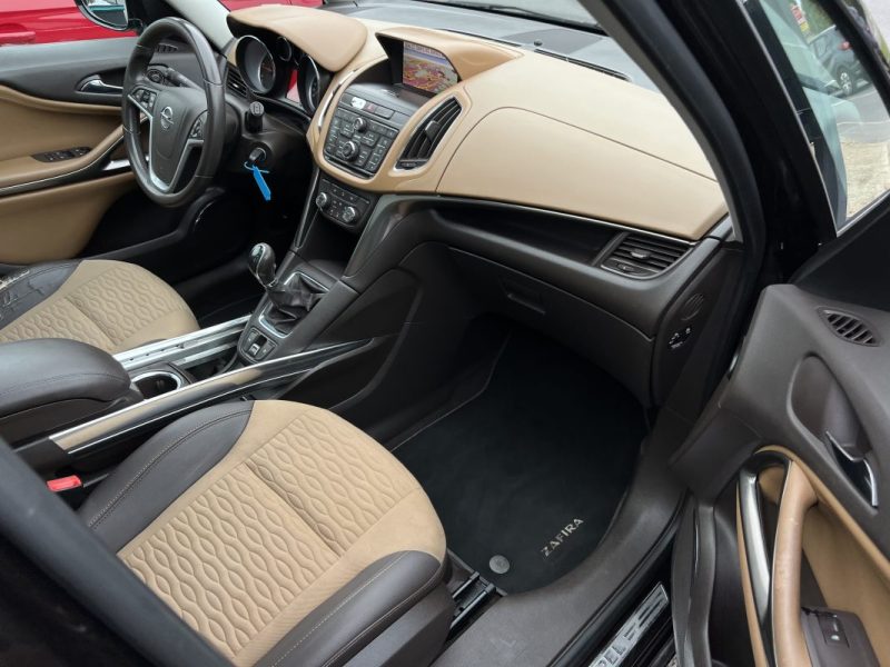 OPEL ZAFIRA TOURER III 2.0 CDTI 130 Cv 7 PLACES / ECRAN GPS TOIT PANORAMIQUE CRIT AIR 2