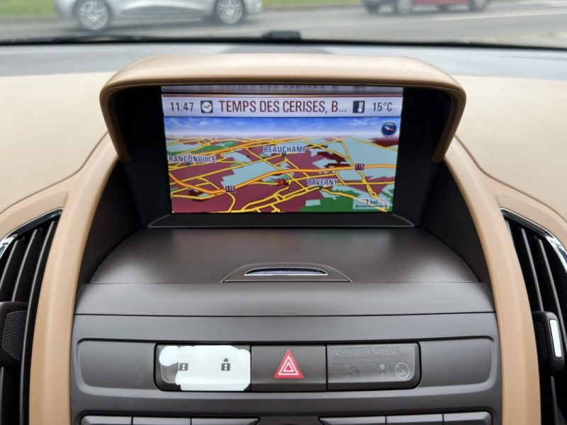 OPEL ZAFIRA TOURER III 2.0 CDTI 130 Cv 7 PLACES / ECRAN GPS TOIT PANORAMIQUE CRIT AIR 2