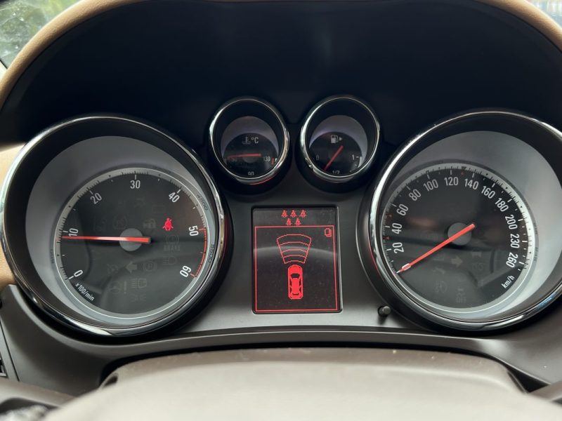 OPEL ZAFIRA TOURER III 2.0 CDTI 130 Cv 7 PLACES / ECRAN GPS TOIT PANORAMIQUE CRIT AIR 2