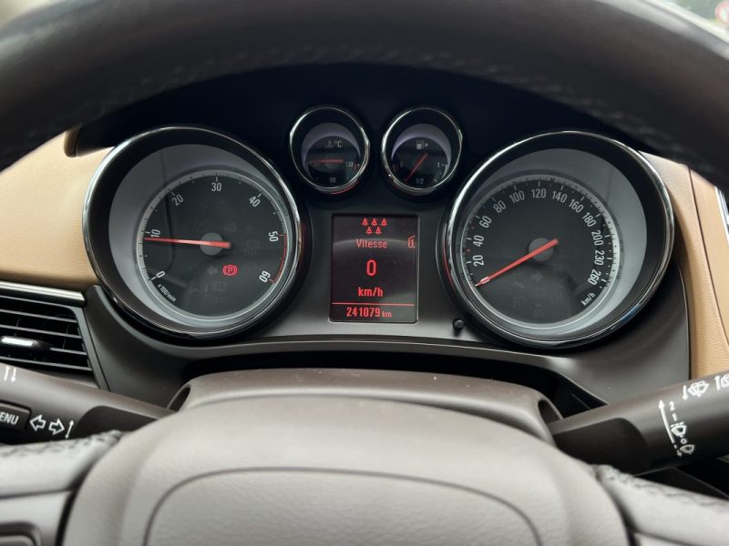 OPEL ZAFIRA TOURER III 2.0 CDTI 130 Cv 7 PLACES / ECRAN GPS TOIT PANORAMIQUE CRIT AIR 2