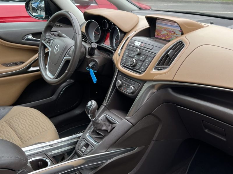 OPEL ZAFIRA TOURER III 2.0 CDTI 130 Cv 7 PLACES / ECRAN GPS TOIT PANORAMIQUE CRIT AIR 2