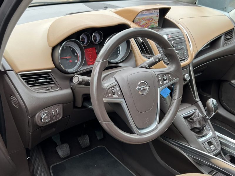 OPEL ZAFIRA TOURER III 2.0 CDTI 130 Cv 7 PLACES / ECRAN GPS TOIT PANORAMIQUE CRIT AIR 2