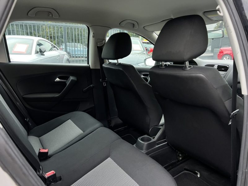 VOLKSWAGEN POLO 5 V 1.2 60 Cv 5 PORTES / CLIMATISATION REGULATEUR - GARANTIE 1 AN