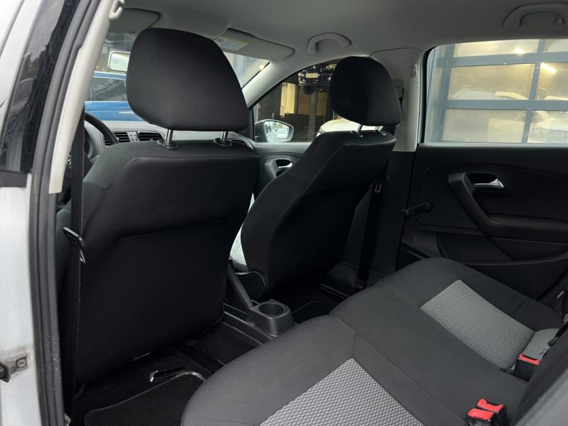 VOLKSWAGEN POLO 5 V 1.2 60 Cv 5 PORTES / CLIMATISATION REGULATEUR - GARANTIE 1 AN