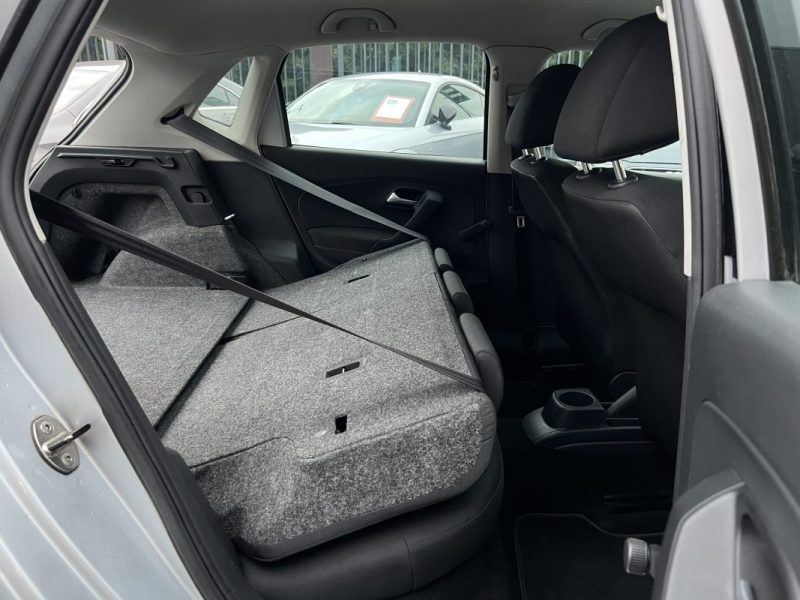 VOLKSWAGEN POLO 5 V 1.2 60 Cv 5 PORTES / CLIMATISATION REGULATEUR - GARANTIE 1 AN