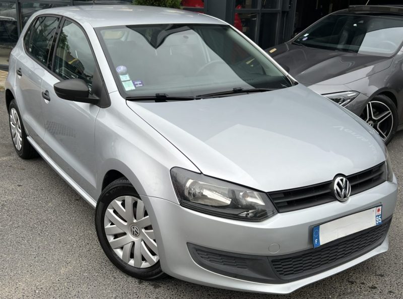 VOLKSWAGEN POLO 5 V 1.2 60 Cv 5 PORTES / CLIMATISATION REGULATEUR - GARANTIE 1 AN