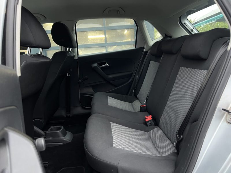 VOLKSWAGEN POLO 5 V 1.2 60 Cv 5 PORTES / CLIMATISATION REGULATEUR - GARANTIE 1 AN