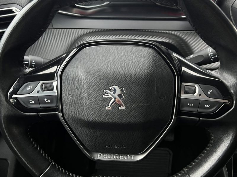 PEUGEOT 208 II 1.2 75 CV ECRAN TACTILE / APPLE CARPLAY & ANDROID CRIT AIR 1  - GARANTIE 1 AN