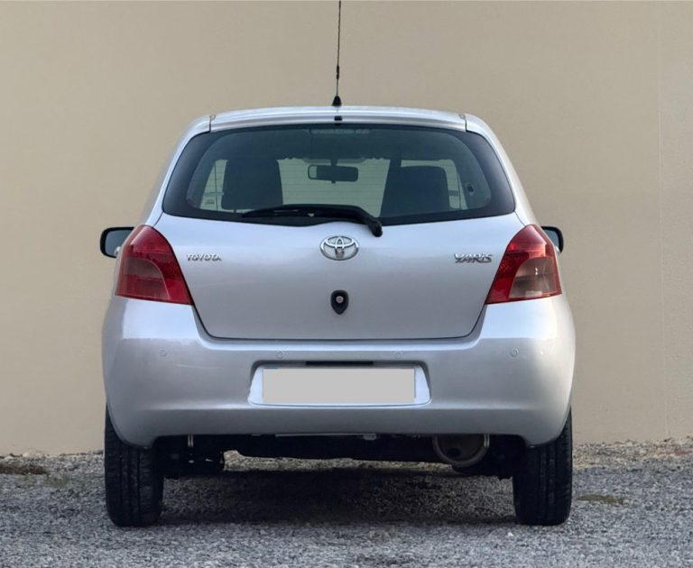 TOYOTA YARIS 1.4 D-4D 90CV NAVIMEDIA 2008 178 500KM