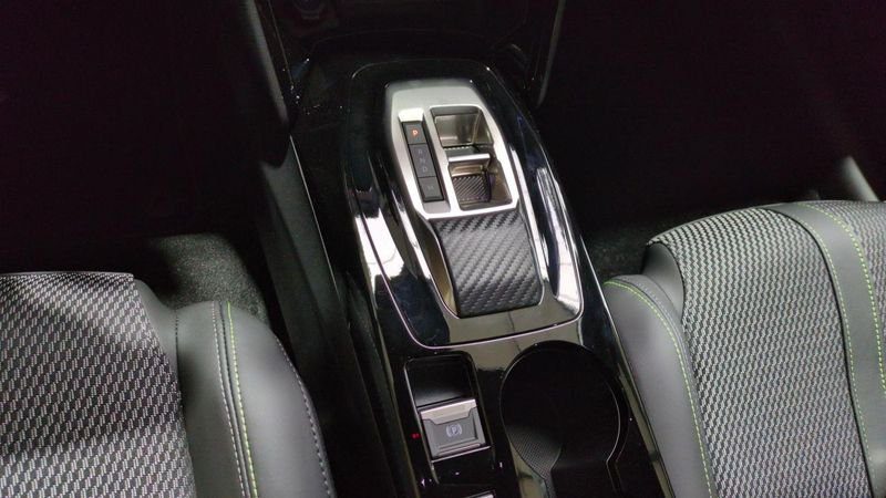 Peugeot 208 Hybrid 145 e-dcs6 gt + pack vision & navigation +  drive assist plus