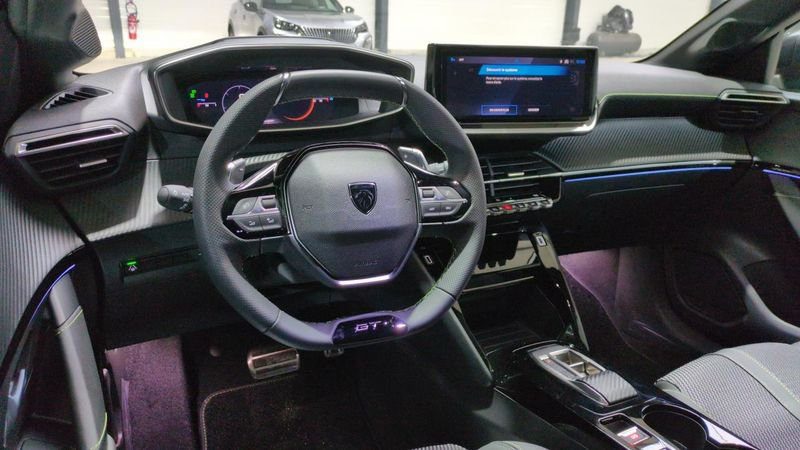 Peugeot 208 Hybrid 145 e-dcs6 gt + pack vision & navigation +  drive assist plus