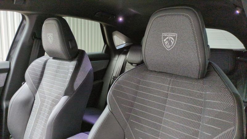 Peugeot 3008 nouveau Hybrid 145 e-dcs6 gt surequipe