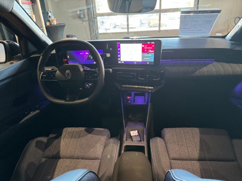 RENAULT RENAULT 4 E-TECH ELECTRIC TECHNO 150 CH AUTONOMIE CONFORT 2025