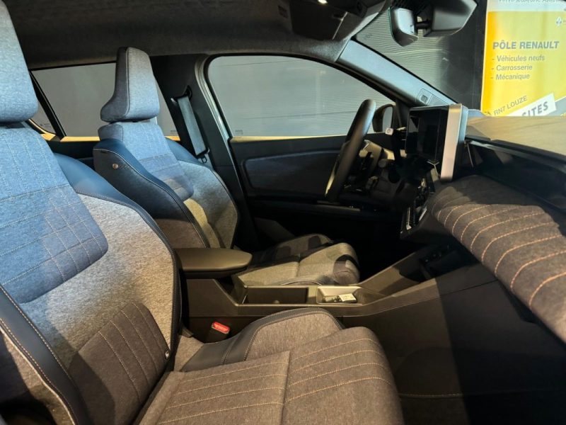 RENAULT RENAULT 4 E-TECH ELECTRIC TECHNO 150 CH AUTONOMIE CONFORT 2025