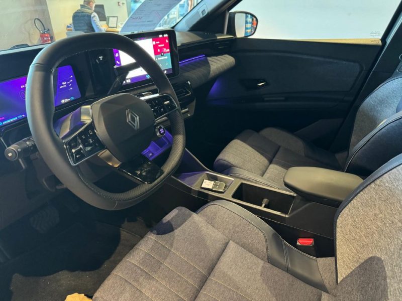 RENAULT RENAULT 4 E-TECH ELECTRIC TECHNO 150 CH AUTONOMIE CONFORT 2025