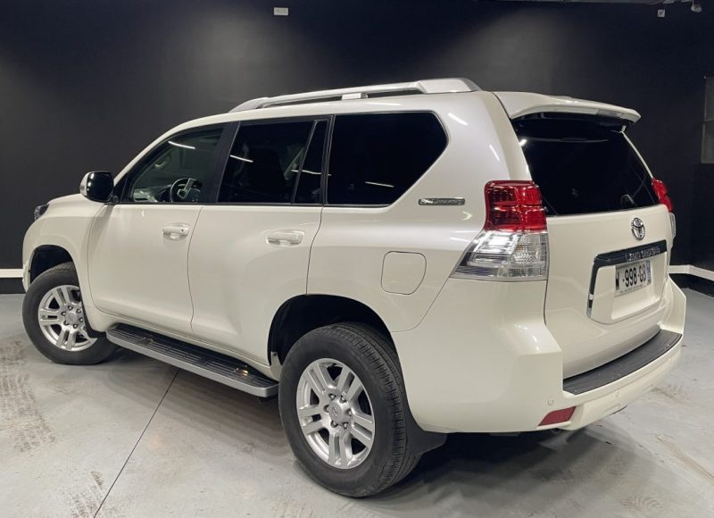 TOYOTA LAND CRUISER 3.0 D-4D 60TH ANNIVERSARY 2011