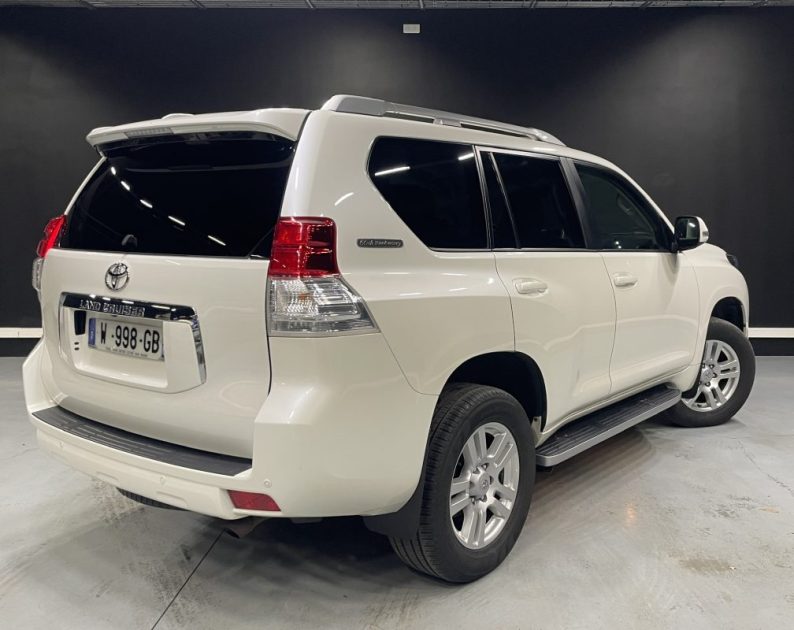 TOYOTA LAND CRUISER 3.0 D-4D 60TH ANNIVERSARY 2011
