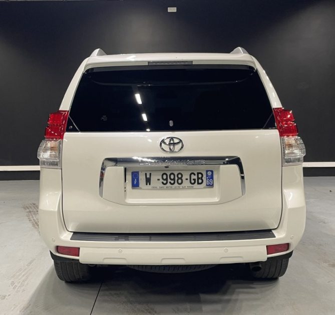 TOYOTA LAND CRUISER 3.0 D-4D 60TH ANNIVERSARY 2011