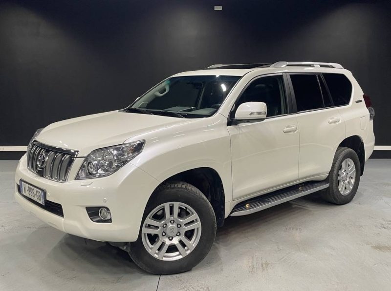 TOYOTA LAND CRUISER 3.0 D-4D 60TH ANNIVERSARY 2011