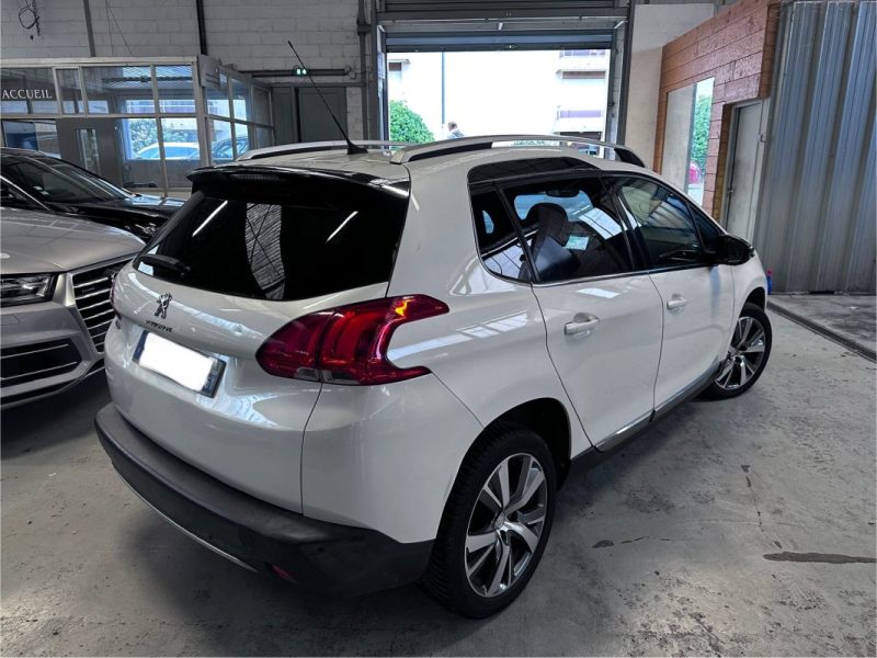 PEUGEOT 2008 1.6 BLUEHDI 120CH FÉLINE TITANE 
