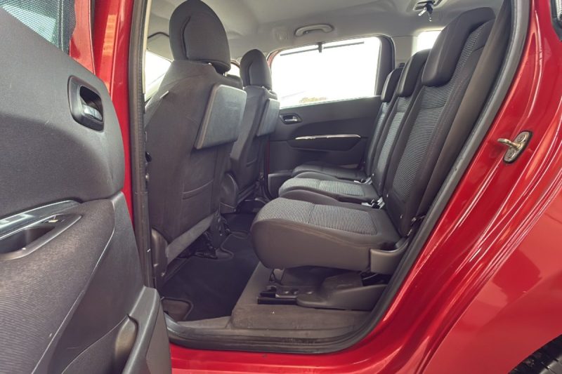 PEUGEOT 5008 1.6 HDI 112 FAP CONFORT PACK 5PL BVM6 