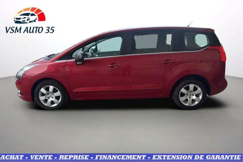 PEUGEOT 5008 1.6 HDI 112 FAP CONFORT PACK 5PL BVM6 