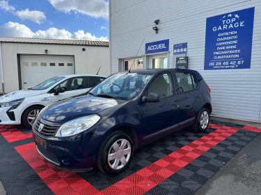 DACIA GARANTIE 24 MOIS SANDERO 1.5 DCI 70 BLACK LINE 2010
