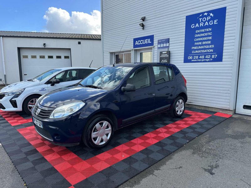 DACIA GARANTIE 24 MOIS SANDERO 1.5 DCI 70 BLACK LINE 2010