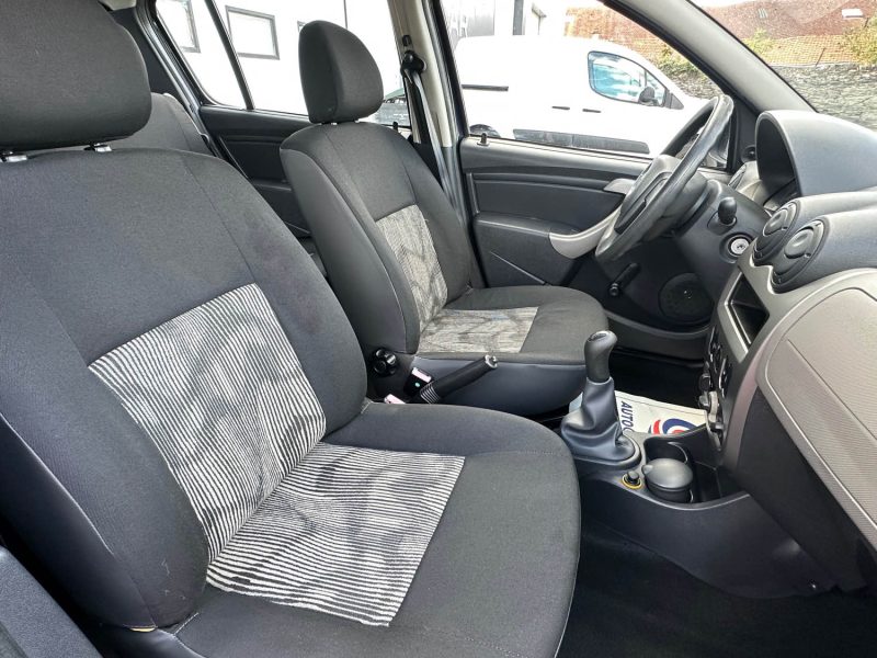 DACIA GARANTIE 24 MOIS SANDERO 1.5 DCI 70 BLACK LINE 2010