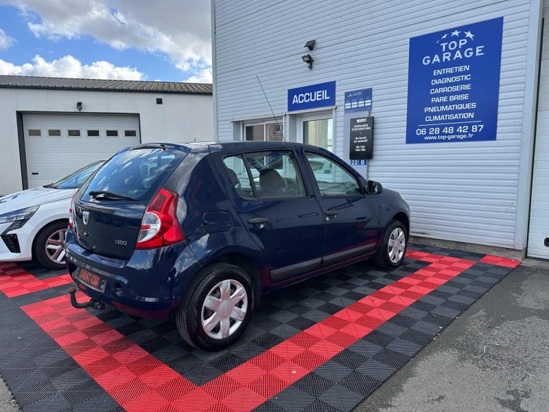 DACIA GARANTIE 24 MOIS SANDERO 1.5 DCI 70 BLACK LINE 2010