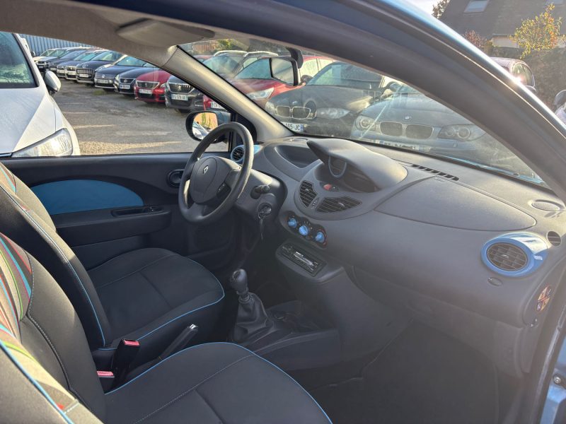 RENAULT TWINGO 1.2 16V 75CH AUTHENTIQUE 