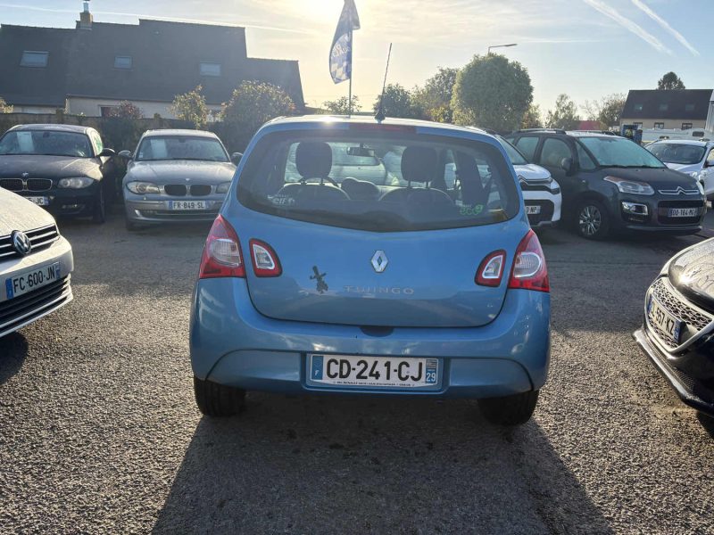 RENAULT TWINGO 1.2 16V 75CH AUTHENTIQUE 