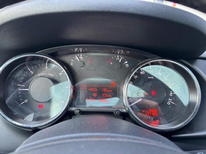 PEUGEOT 3008 1.6 E-HDI 112 FAP ALLURE - SUIVI D\'ENTRETIEN COMPLET 2012