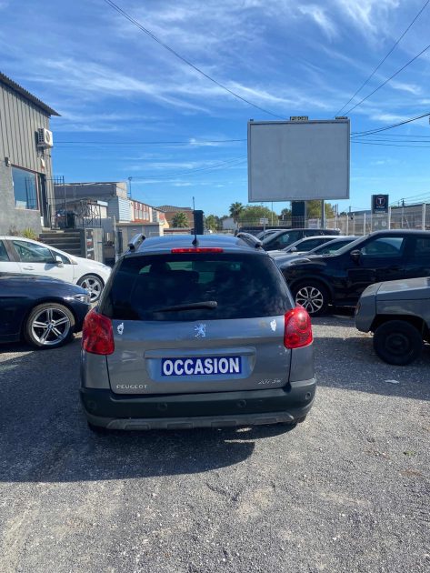 PEUGEOT 207 1.6 HDI FAP BLUE LION ACTIVE distribution neuve 