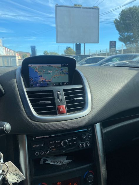 PEUGEOT 207 1.6 HDI FAP BLUE LION ACTIVE distribution neuve 