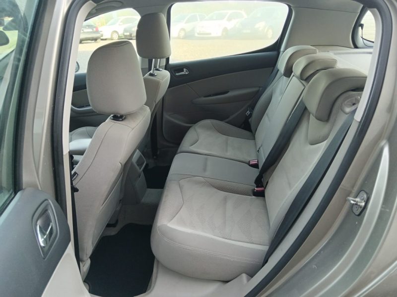 PEUGEOT 308 1.6 E-HDI 112 CV ACTIVE 5P SUIVI COMPLET / DISITRIB OK + CT OK + ENTRETIEN A JOUR