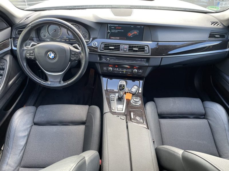 BMW 528I CONFORT 2010