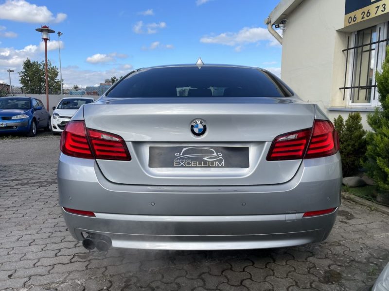 BMW 528I CONFORT 2010