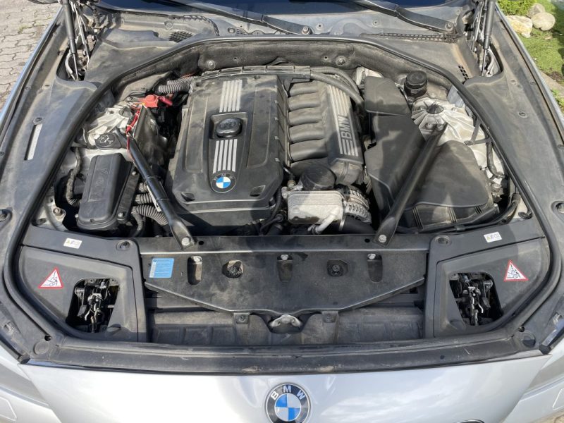 BMW 528I CONFORT 2010